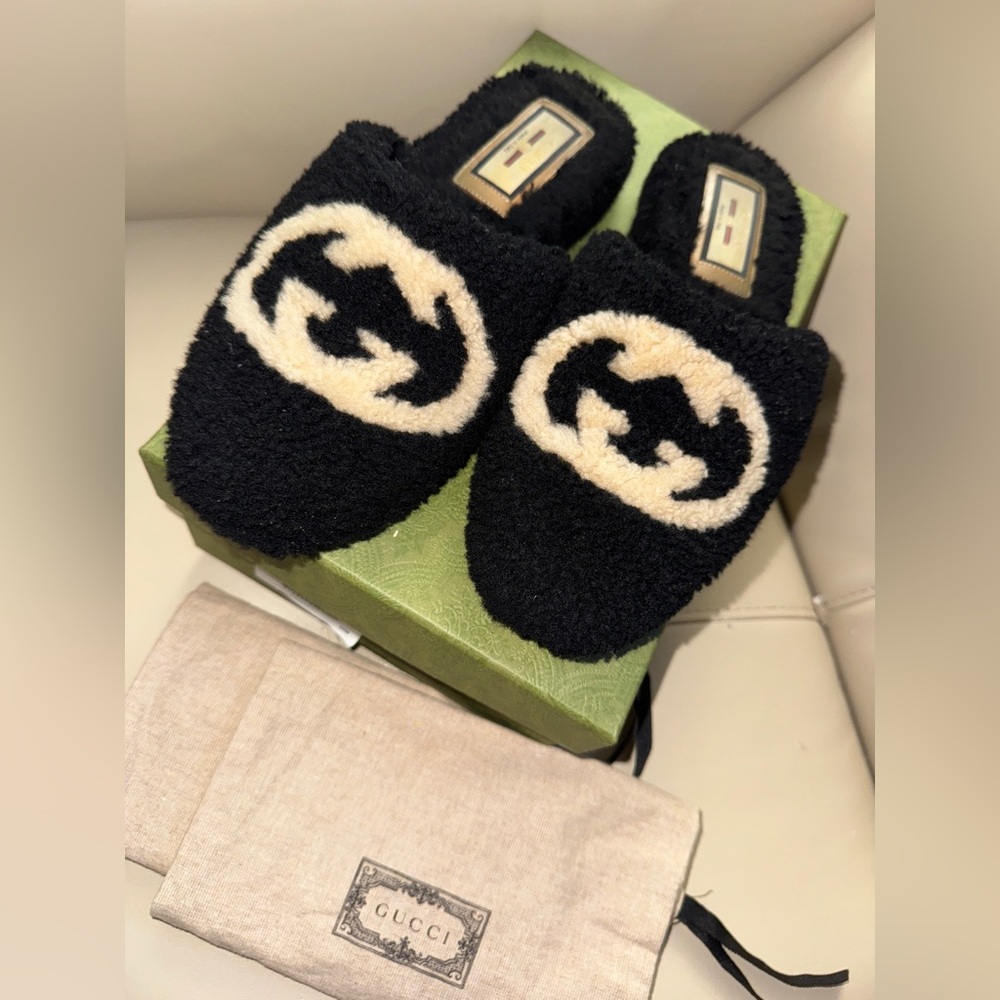 Gucci shoes